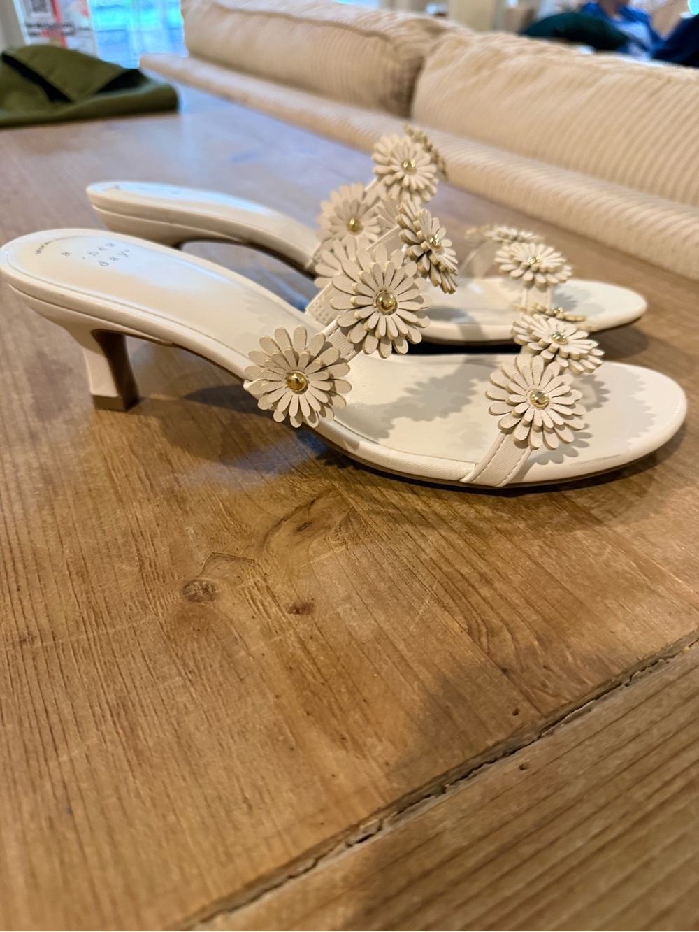 a new day White Floral Appliqué Mid-Heel Mules
